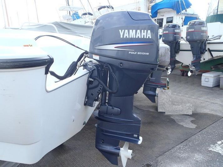 ヤマハ YF-21CC 新艇・中古艇 株式会社 シーブリーズボートサービスhttps://www.seabreeze.co.jp