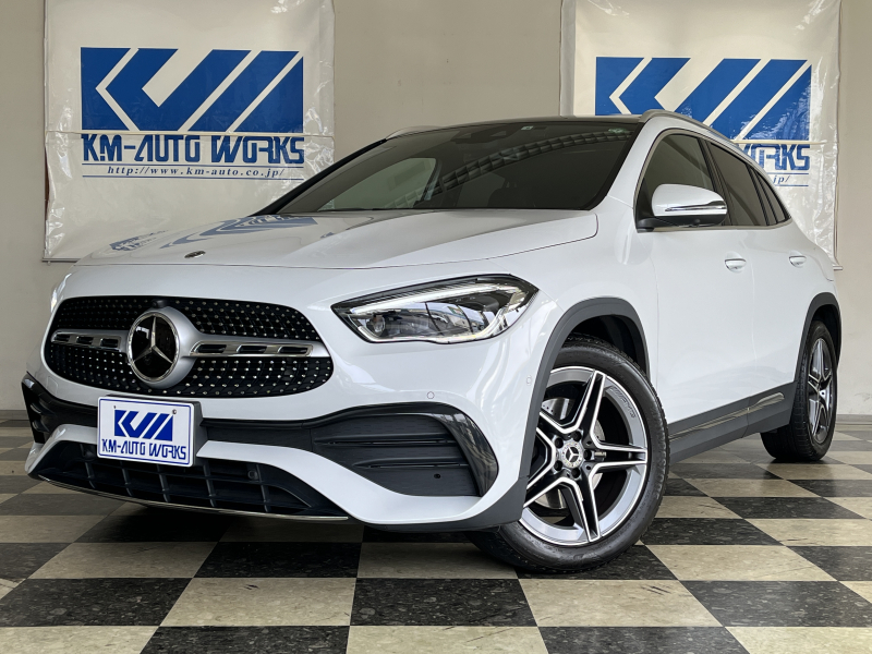 メルセデスベンツ GLA GLA200d 4MATIC AMGライン AMGレザーエクスクルーシブパッケージ パノラミックスライディングルーフ アドバンスドパッケージ