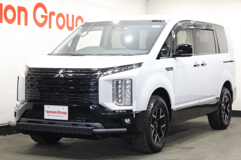 三菱 デリカD:5 シャモニー　全国3年保証付　ワンオーナー　禁煙車　ディーゼルターボ　4WD　社外アルパインナビ　フルセグ　全周囲C　レーダークルコン　レーンアシスト　衝突被害軽減　BSM　ETC　パワーバックドア　社外16AW