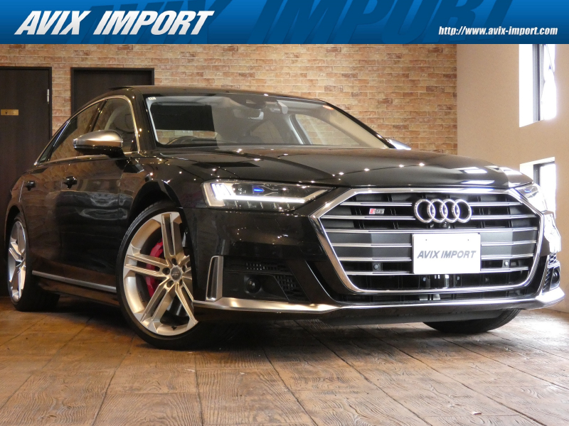 アウディ S8 S8 ﾍﾞｰｽ  1ｵｰﾅｰ 禁煙 ｱｼｽﾀﾝｽPKG/ｺﾝﾌｫｰﾄPKG/ｴｱｸｵﾘﾃｨPKG/ﾚｰｻﾞｰﾗｲﾄPKG  黒革 ﾊﾟﾉﾗﾏSR MMIﾅﾋﾞ地ﾃﾞｼﾞ HUD Bang&Olufsen 前後席Sﾋｰﾀｰ 前席ﾍﾞﾝﾁﾚｰｼｮﾝ&ﾏｯｻｰｼﾞ ｽﾃｱﾘﾝｸﾞﾋｰﾀｰ ﾚｰｻﾞｰﾗｲﾄ 自動ﾄﾗﾝｸ Pｱｼｽﾄ ﾊｲﾋﾞｰﾑA S8専用ｴｱﾛ 21AW