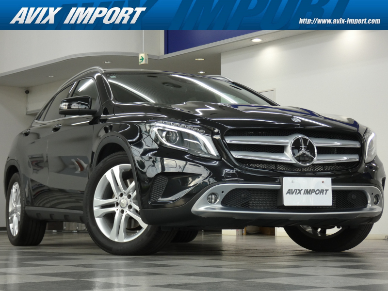 メルセデスベンツ GLA GLA250 4MATIC ｴｸｽｸﾙｰｼﾌﾞPKG ﾊﾟﾉﾗﾐｯｸSR 茶革 ｼｰﾄﾋｰﾀｰ 純正HDDﾅﾋﾞ地ﾃﾞｼﾞ harman/kardonｻｳﾝﾄﾞ Bｶﾒﾗ＆PTS ﾚｰﾀﾞｰｾｰﾌﾃｨPKG ｱｲﾄﾞﾘﾝｸﾞS 電動Rｹﾞｰﾄ 純正18ｲﾝﾁAW 禁煙 1ｵｰﾅｰ