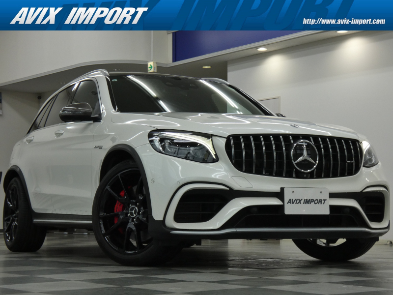 AMG GLC GLC63S 4MATIC+ V8ﾂｲﾝﾀｰﾎﾞ ｶｰﾎﾞﾝｴｸｽﾃﾘｱPKG ﾊﾟﾉﾗﾐｯｸSR 白/黒ﾅｯﾊﾟ革 全席ｼｰﾄﾋｰﾀｰ 純正HDDﾅﾋﾞ地ﾃﾞｼﾞ Burmesterｻｳﾝﾄﾞ 全周ｶﾒﾗ＆PTS HUD＆ﾚｰﾀﾞｰｾｰﾌﾃｨPKG 赤ｷｬﾘﾊﾟｰ AMG製21ｲﾝﾁAW(黒塗装)