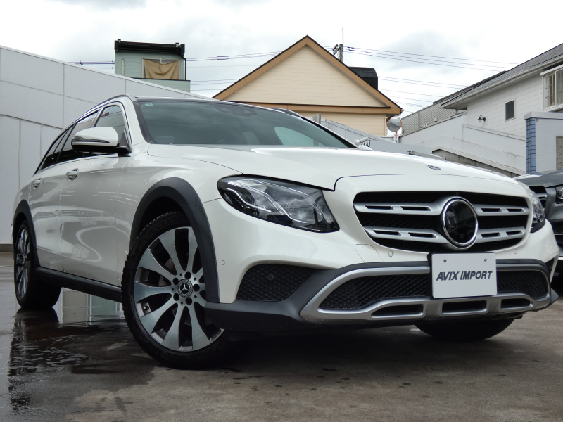 メルセデスベンツ Eクラス E220d 4MATIC ｵｰﾙﾃﾚｲﾝ中期 EXC-PKG ﾊﾟﾉﾗﾐｯｸR 黒革 ｼｰﾄﾋｰﾀｰ＆ﾍﾞﾝﾁﾚｰﾀｰ HDDﾅﾋﾞ地ﾃﾞｼﾞ Burmesterｻｳﾝﾄﾞ 全周ｶﾒﾗ＆PTS HUD＆ﾚｰﾀﾞｰｾｰﾌﾃｨPKG NEWｽﾃｱﾘﾝｸﾞ 純正19ｲﾝﾁAW