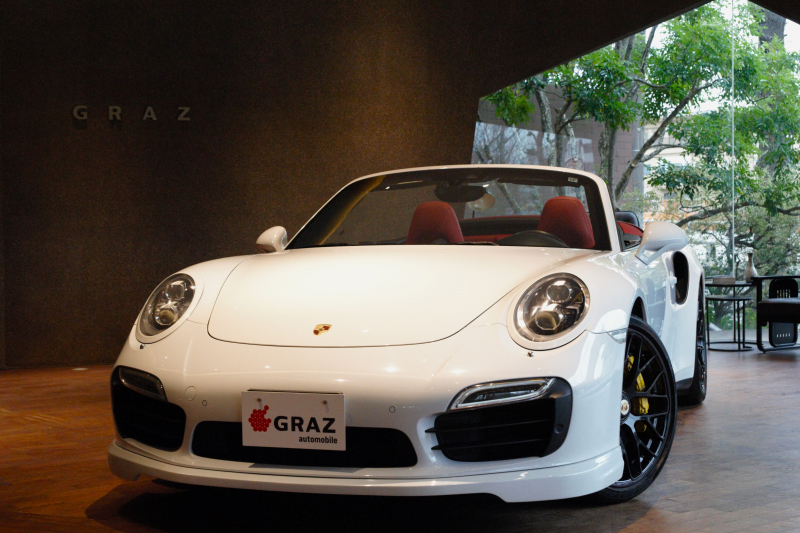 ポルシェ 911(Type991.1) Turbo S Cabriolet 　PCCB　PDCC　2トーンレザー　ベンチレーション