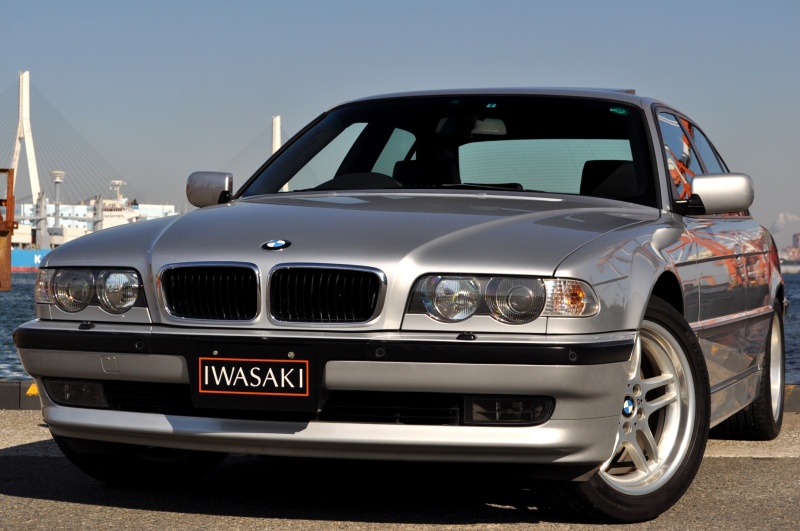 BMW 7シリーズ 735Mスポーツ後期最終モデル法人オーナー禁煙車屋根保管