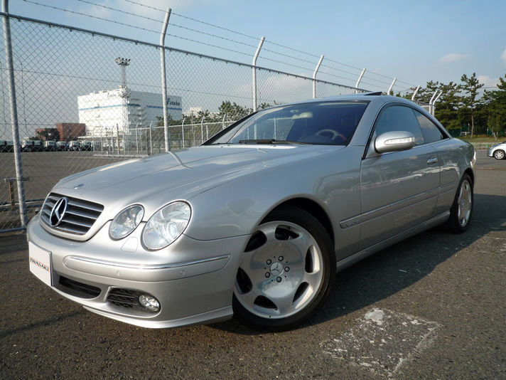 メルセデスベンツ CLクラス CL600ツインターボ D車 走行0.9万Km 禁煙車 屋根保管 中古車 情報 | IWASAKI