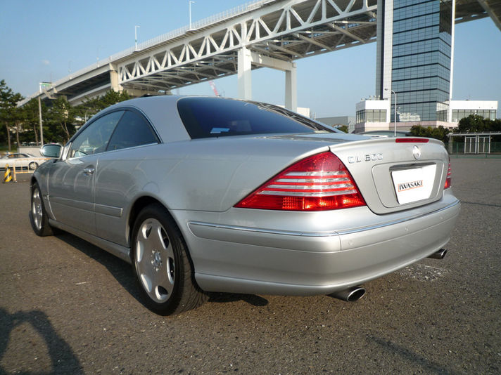 メルセデスベンツ CLクラス CL600ツインターボ D車 走行0.9万Km 禁煙車 屋根保管 中古車 情報 | IWASAKI