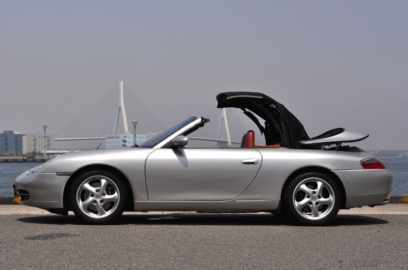 ポルシェ 911(Type996) カレラカブリオレTip-S法人オナ禁煙屋根保管特注赤革 中古車 情報 | IWASAKI