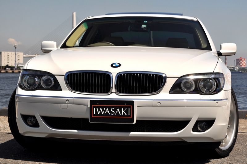 BMW 7シリーズ 740iコンフォートプラスPKG 特注内装法人禁煙車 中古車 情報 | IWASAKI