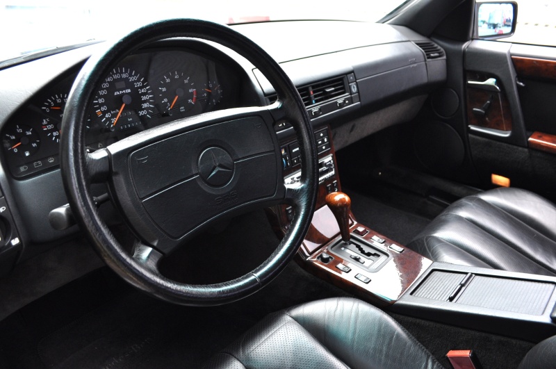 AMG SLクラス AMG 500SL-6.0ドイツ本国新車並行法人オーナー禁煙車屋根保管新車時より全記録簿有純正キセノン徹底整備極上車 中古車 情報  | IWASAKI