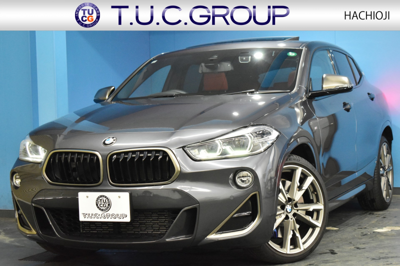 BMW X2 M35i 4WD ｾﾚｸﾄ&ｱﾄﾞﾊﾞﾝｽﾄﾞｱｸﾃｨﾌﾞｾｰﾌﾃｨ‐&ｺﾝﾌｫｰﾄP ﾊﾟﾉﾗﾏｻﾝﾙｰﾌ 追従ACC HUD ﾋｰﾀｰ付電動赤革 LEDﾍｯﾄﾞﾗｲﾄ 20AW 衝突軽減B 車線逸脱&歩行者警告 ﾀｯﾁﾊﾟﾈﾙHDDﾅﾋﾞBｶﾒﾗ 電動Rｹﾞｰﾄ 2年保証