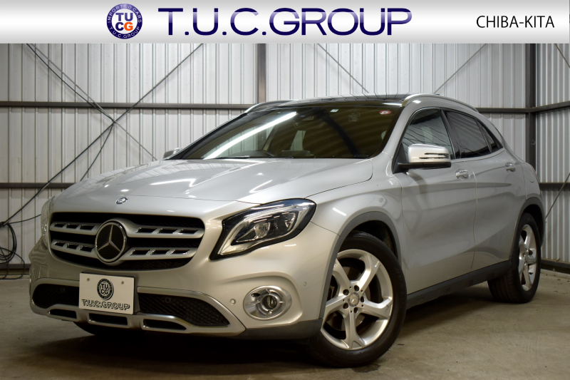 メルセデスベンツ GLA GLA220 4M ﾚｰﾀﾞｰSP  後期 184馬力 4WD ﾊﾟﾉﾗﾏｻﾝﾙｰﾌ ﾋｰﾀｰ黒革 ﾃﾞｨｽﾄﾛ Bｽﾎﾟｯﾄ 専用18AW&ﾊﾞﾝﾊﾟｰ 駐車支援 ｷｰGO ﾊｰﾏﾝK ﾊﾟｰｸﾄﾛ ﾌｯﾄｹﾞｰﾄ 地ﾃﾞｼﾞBｶﾒﾗ 2年保証