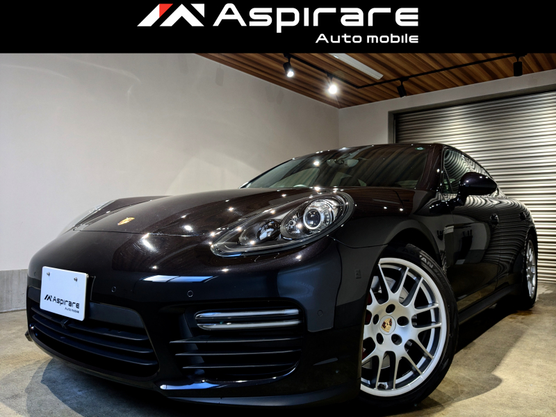 ポルシェ パナメーラ GTS　4．8　V8エンジン　GTSインテリア　カーボンインテリア　エントリードライブシステム　スポーツエギゾーストシステム　クロノ　サンルーフ　エアサスペンション