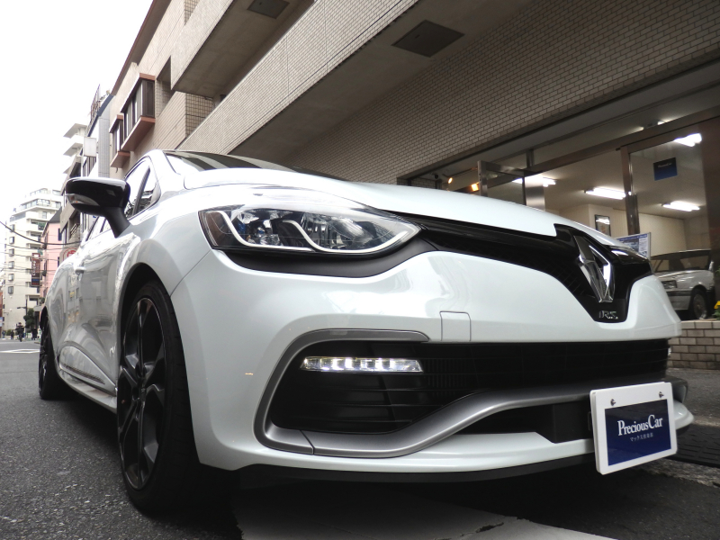 ルノー ルーテシア RENAULT SPORT CHASSIS-CUP 6AT White‐Pearl OneOwner Built-inGarage