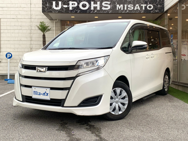 トヨタ ノア 後期　OP10年保証対象車　オートステップ　アイドリングストップ　純正ナビ　パワースライドドア　LEDライト　オートライト　ステアリングスイッチ　後席エアコン　後席サンシェード　キーレス　シートリフタ