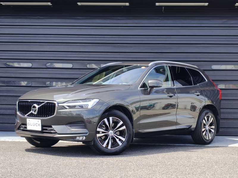 ボルボ XC60 D4モメンタムAWD