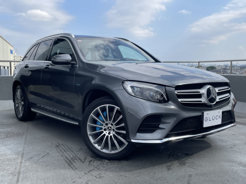 メルセデスベンツ GLC 350e／4マチックスポーツ／サンルーフ／ヘッドアップディスプレイ／20インチアルミホイール／ブレーキキャリパー(ブルー) ／本革シート／ACC／360°カメラ レーダーセーフティパッケージ ／AMGスタイリングPKG／ブルメスターサウンド ／シートヒーター