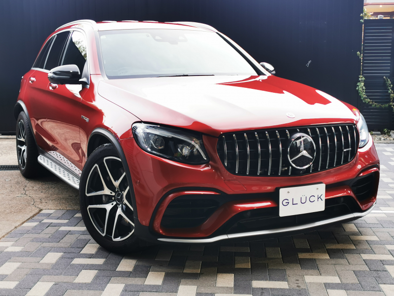 AMG GLC 63　4マチック 　有償カラー　レーダーセーフティパッケージ　AMGパフォーマンスステアリング　AMGダイナミックエンジンマウント　AMGパフォーマンスエグゾーストシステム　360度カメラ　AMG20ホイール