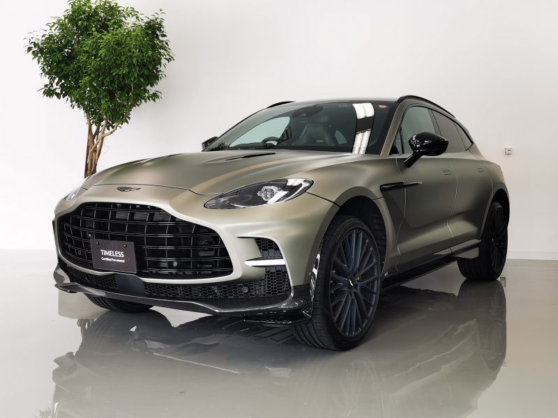アストンマーティン DBX 707 AWD 4.0L V8Twinturbo  ワンオーナー Q Special Paint カーボンファイバーエクステリアパック 前後席ベンチレーション パノラミックルーフ 認定中古車保証