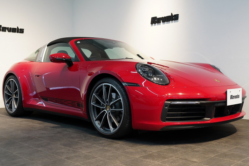 ポルシェ 911(Type992) Targa 4 PDK スポクロ スポーツテールパイプ 20/21インチカレラクラシックホイール レザーインテリア 14wayシート Burmesterサウンド