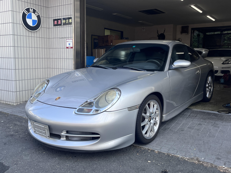 ポルシェ 911(Type996) ティプトロニック 左ハンドル ディーラー車 GT3仕様
