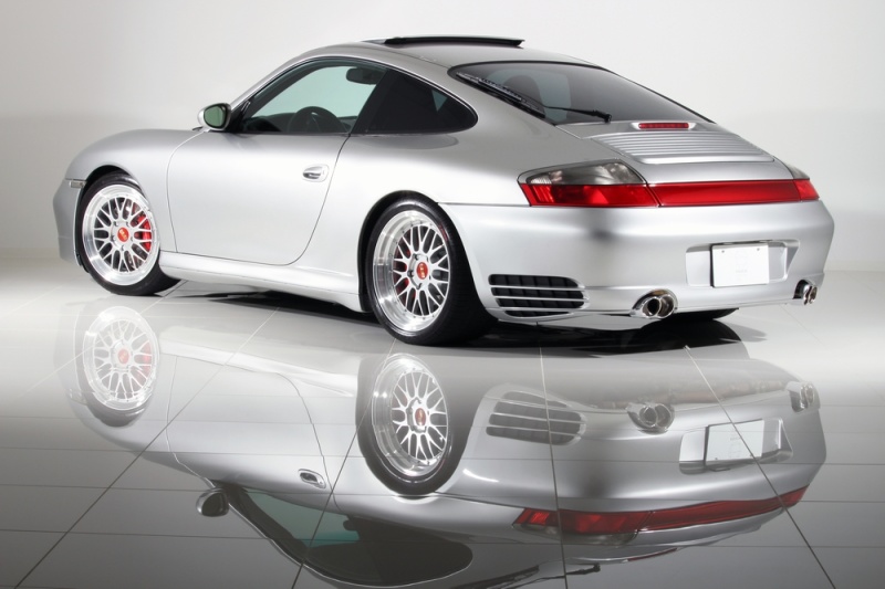 ポルシェ 911(Type996) カレラ4S カスタム多数 BBS 鍛造18インチ 中古車 情報 | Eguchi Motor Inc.