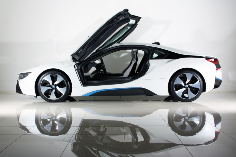 BMW i8 New モデル 日本最速 未使用車 中古車 情報 | Eguchi Motor Inc.